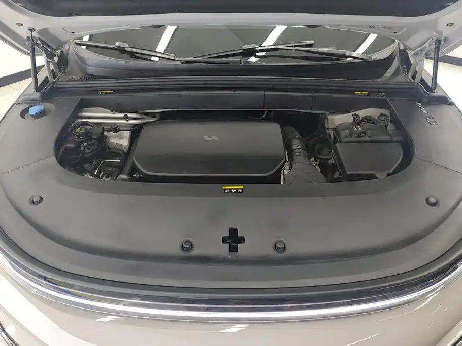 Li Auto Li L6 — миниатюра 10