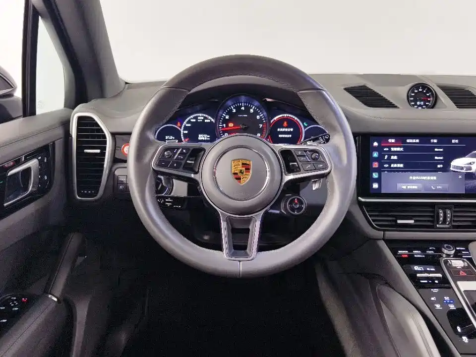 Porsche Cayenne — миниатюра 12