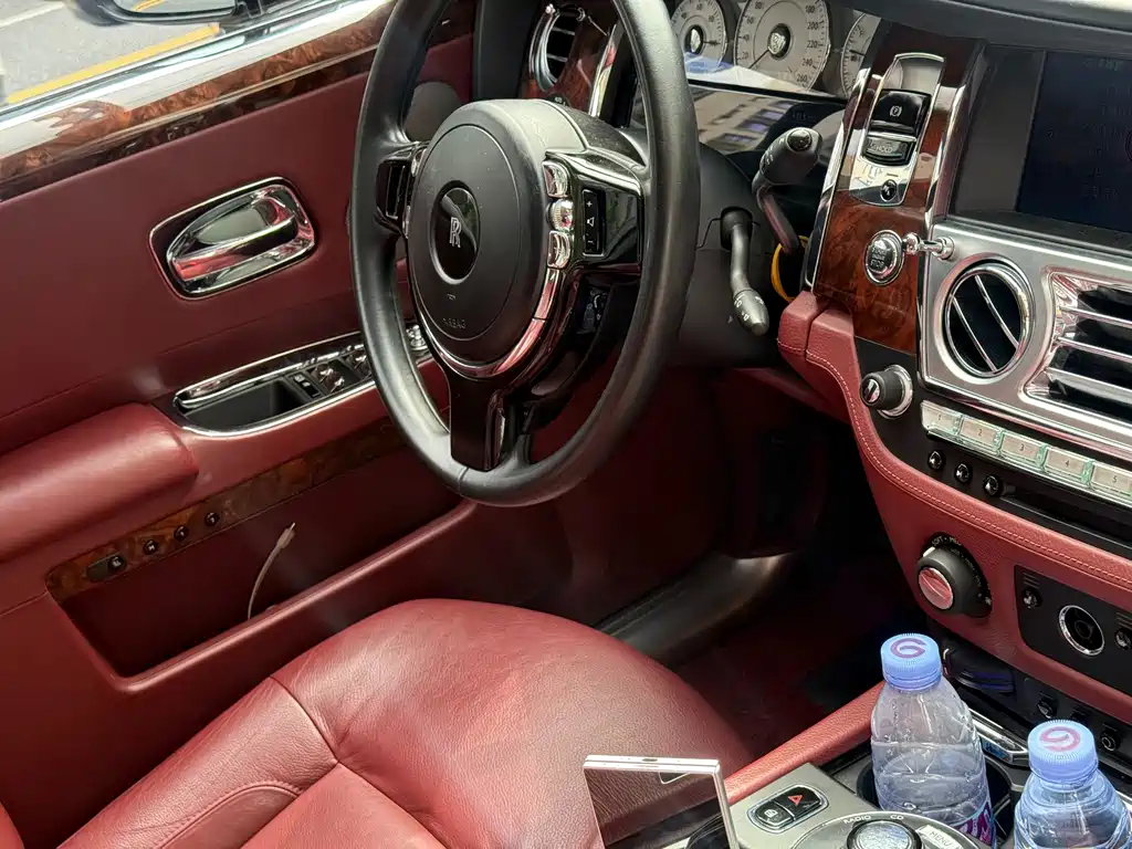 Rolls-Royce Ghost — миниатюра 14