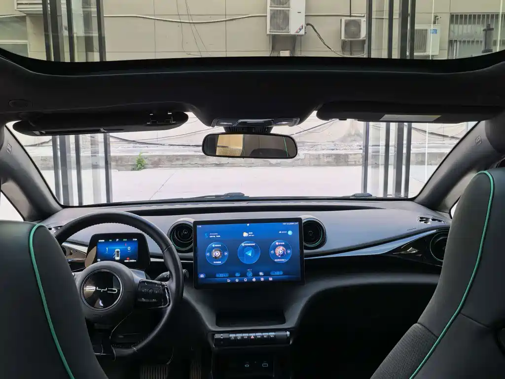 BYD Dolphin — миниатюра 7