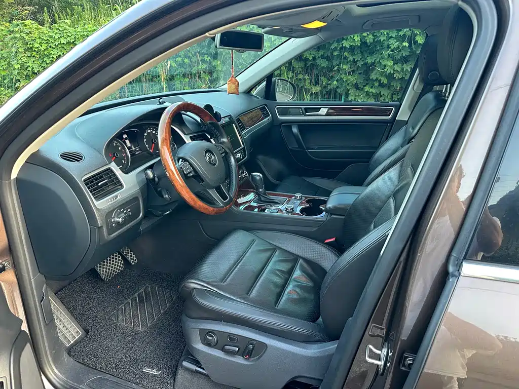 Volkswagen Touareg — миниатюра 13