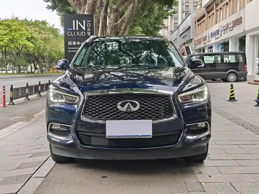 Infiniti QX60 2018 2.5 S/C Hybrid Champion