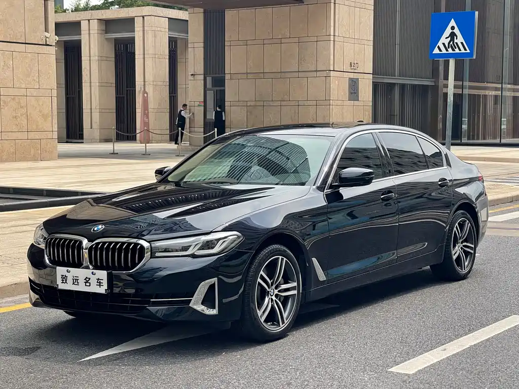 BMW 5 Series 2022