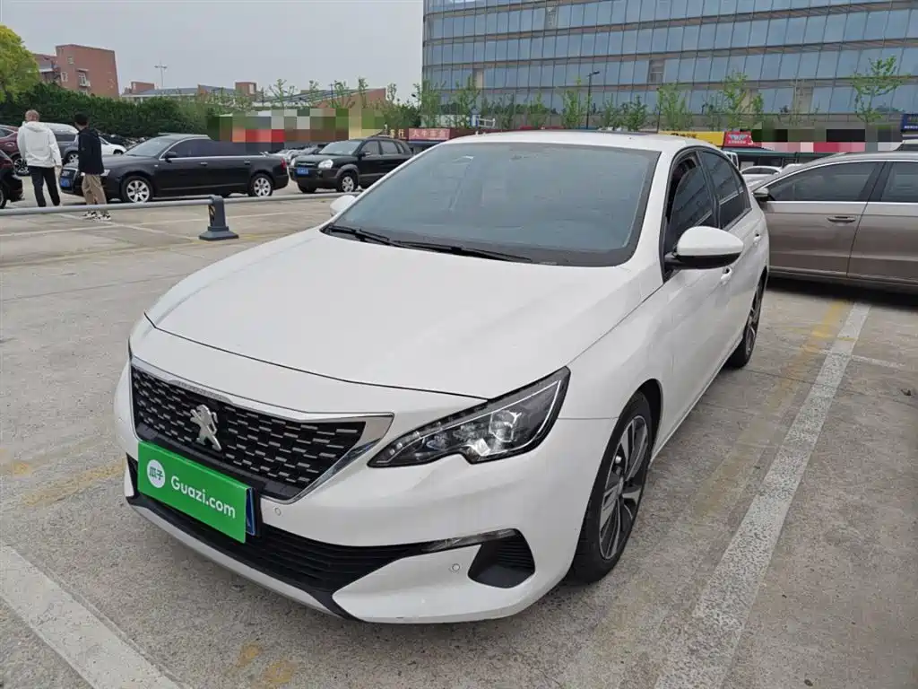 Peugeot 408 2020