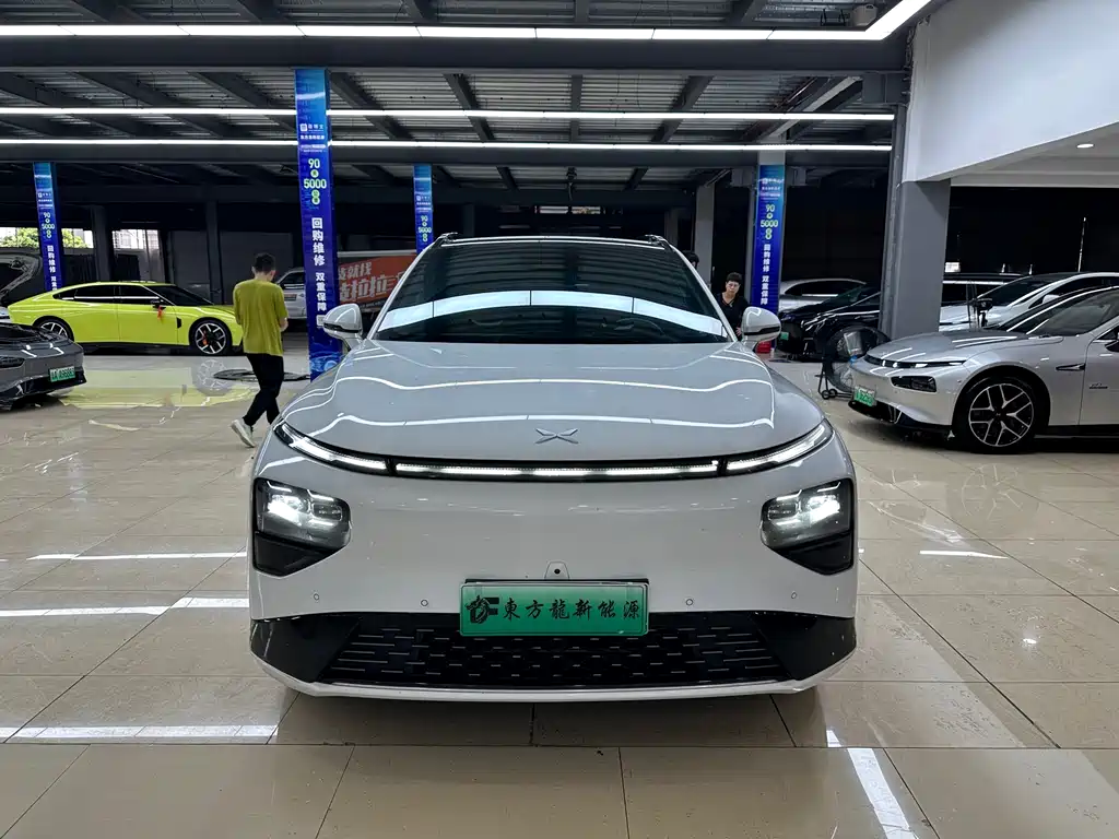 XPENG G9