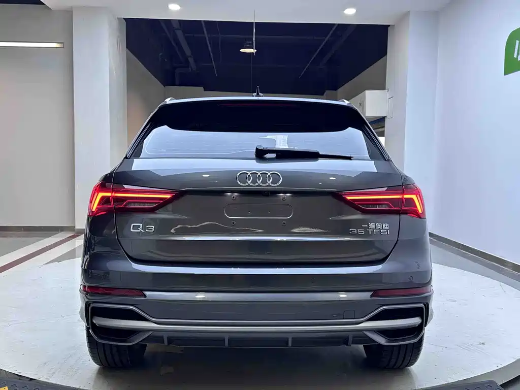 Audi Q3 2022 35 TFSI Fashion