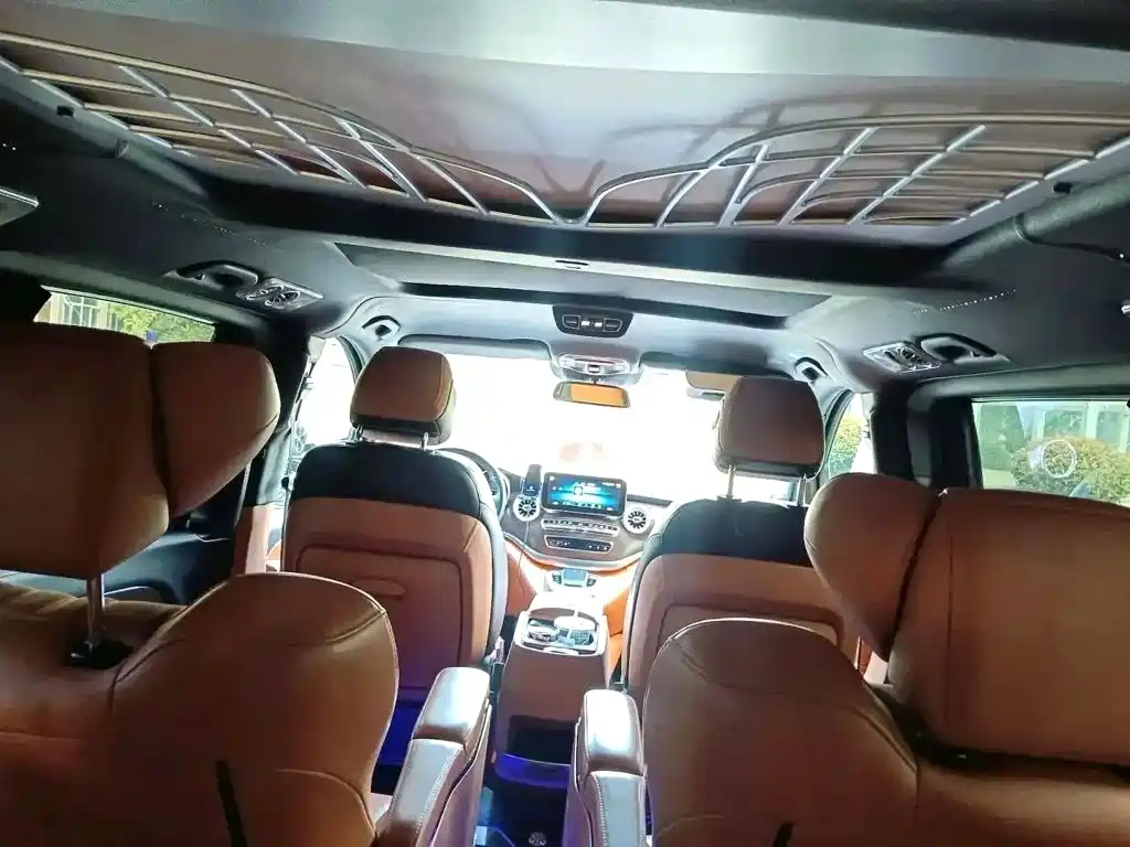 Mercedes-Benz V-Class — миниатюра 6