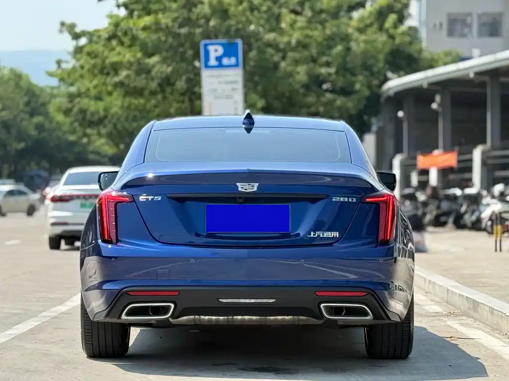 Cadillac CT5 — миниатюра 5