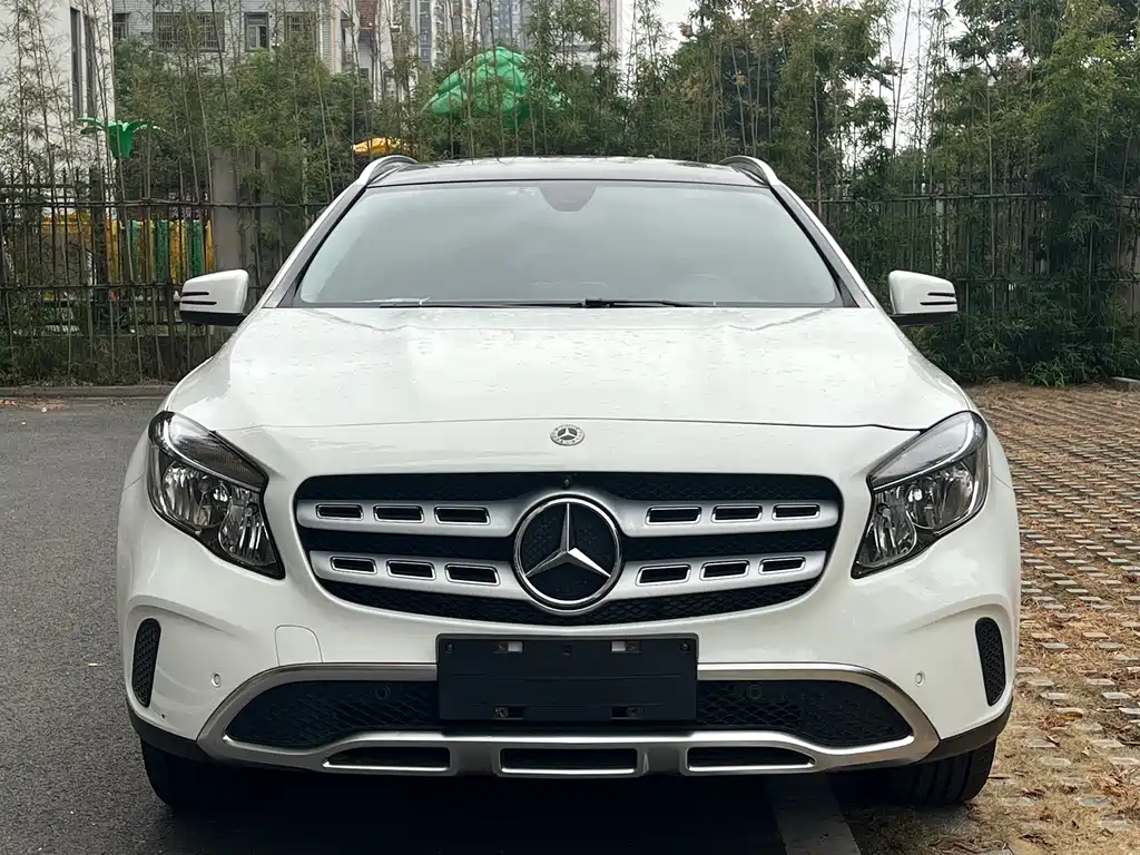 Mercedes-Benz GLA — миниатюра 2