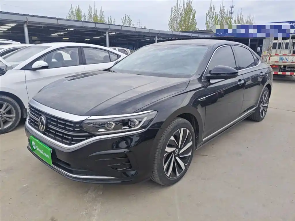 Volkswagen Passat 2025