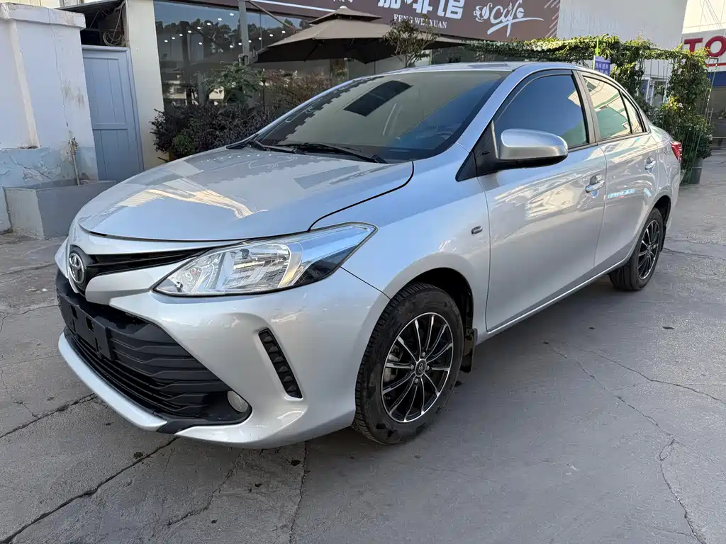 TOYOTA VIOS