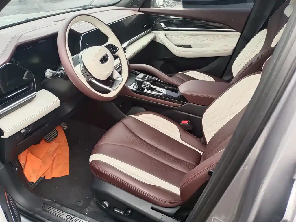 Geely Monjaro L 2021 2.0TD DCT EVO Comfort