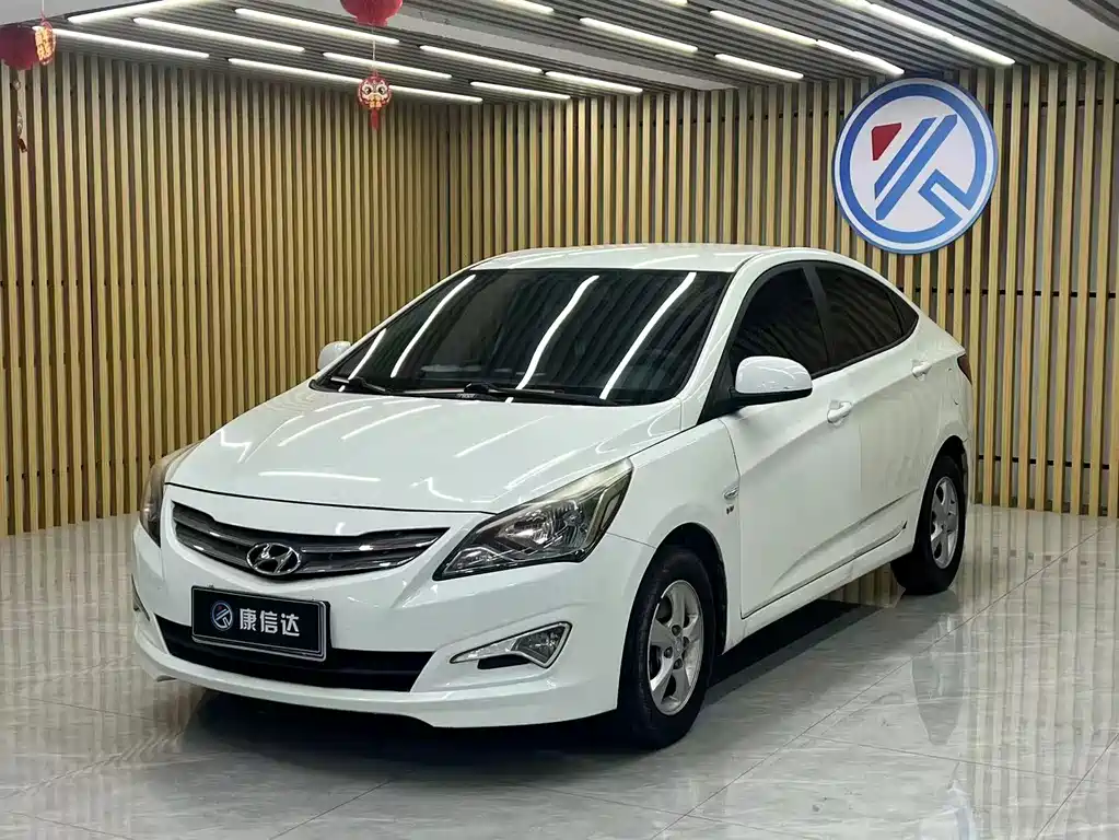 Hyundai Verna