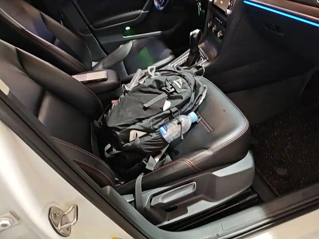 Volkswagen Golf — миниатюра 25