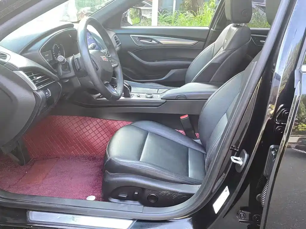 Cadillac CT5 — миниатюра 4