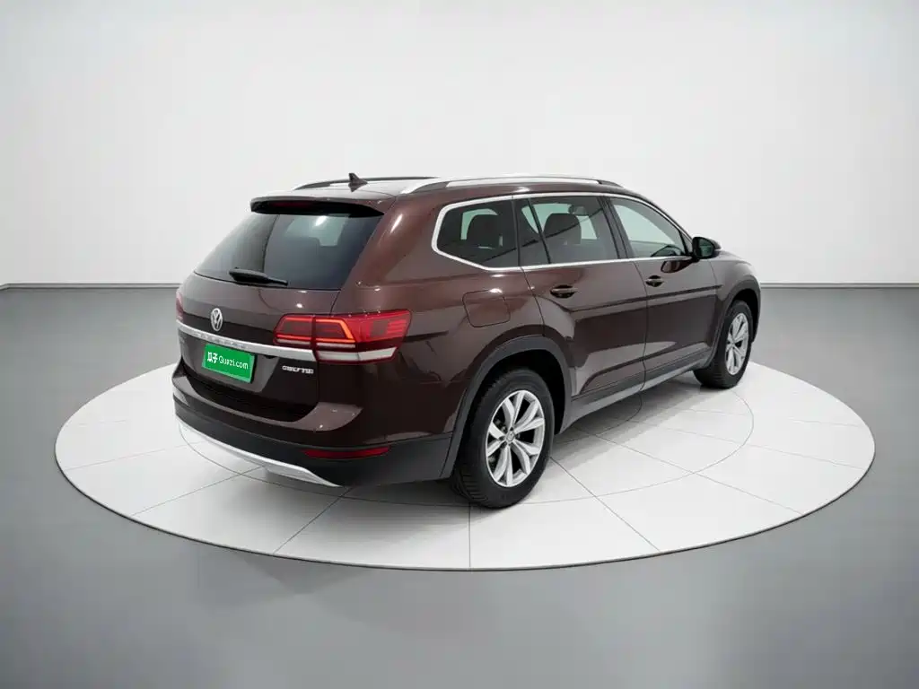 Volkswagen Teramont — миниатюра 6
