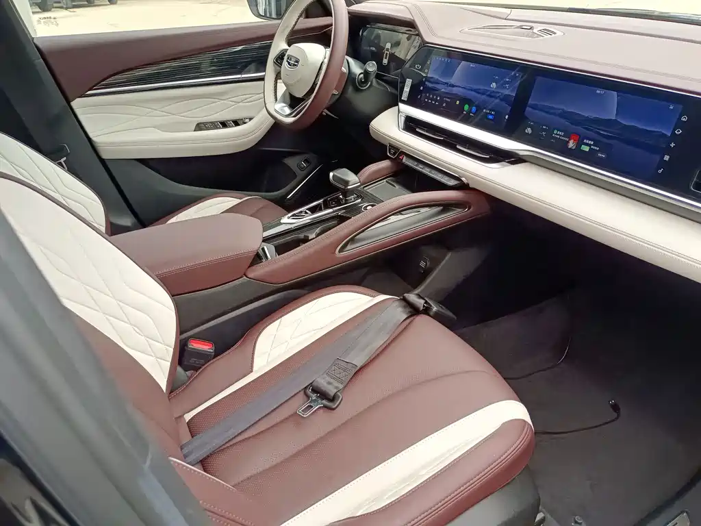 Geely Xingyue L — миниатюра 10