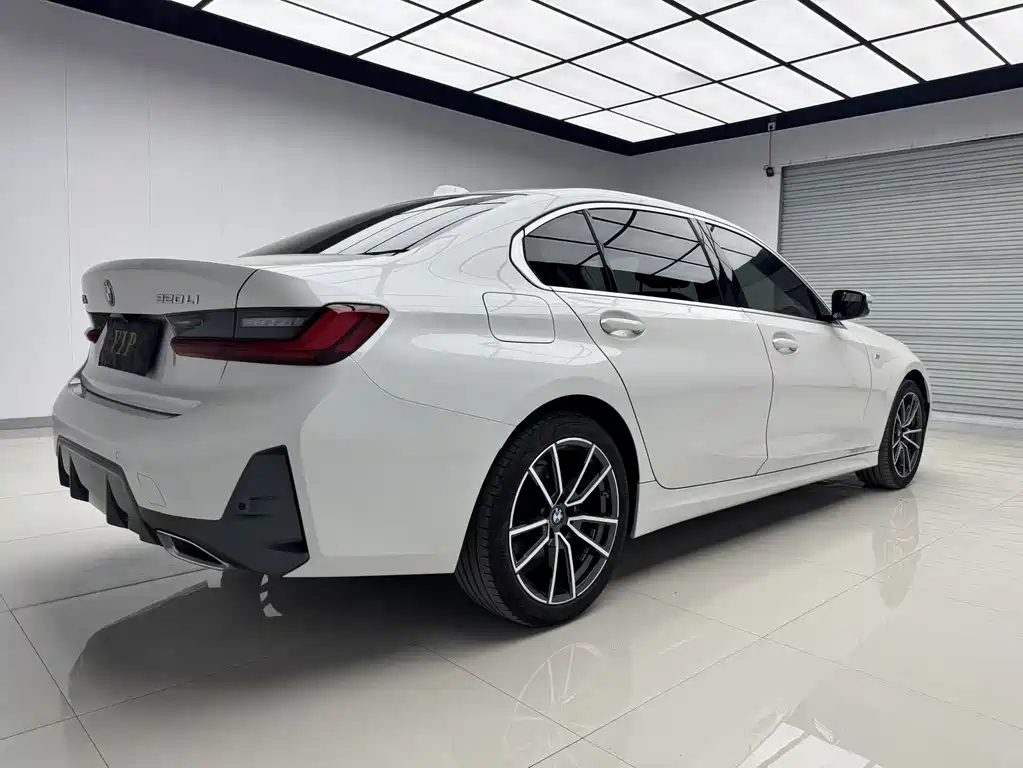 BMW 3 Series 3 2023 325Li M Sport