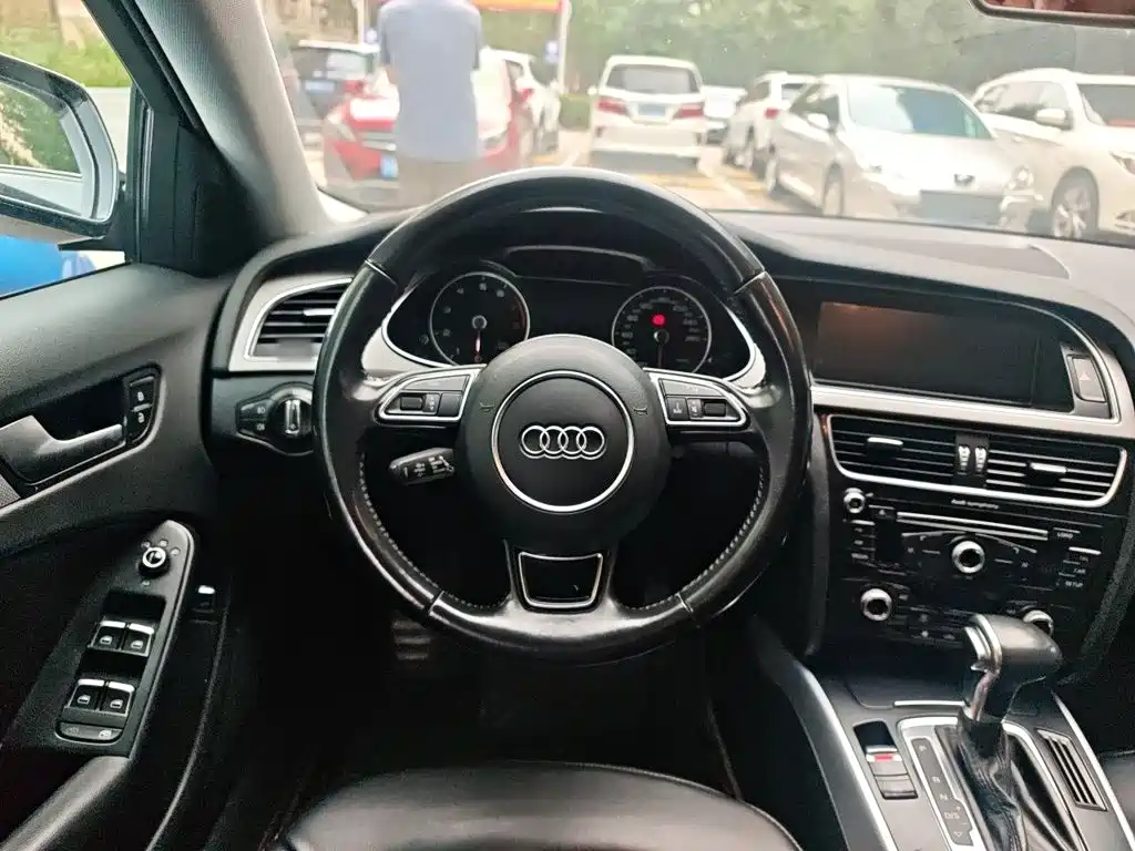 Audi A4L — миниатюра 11