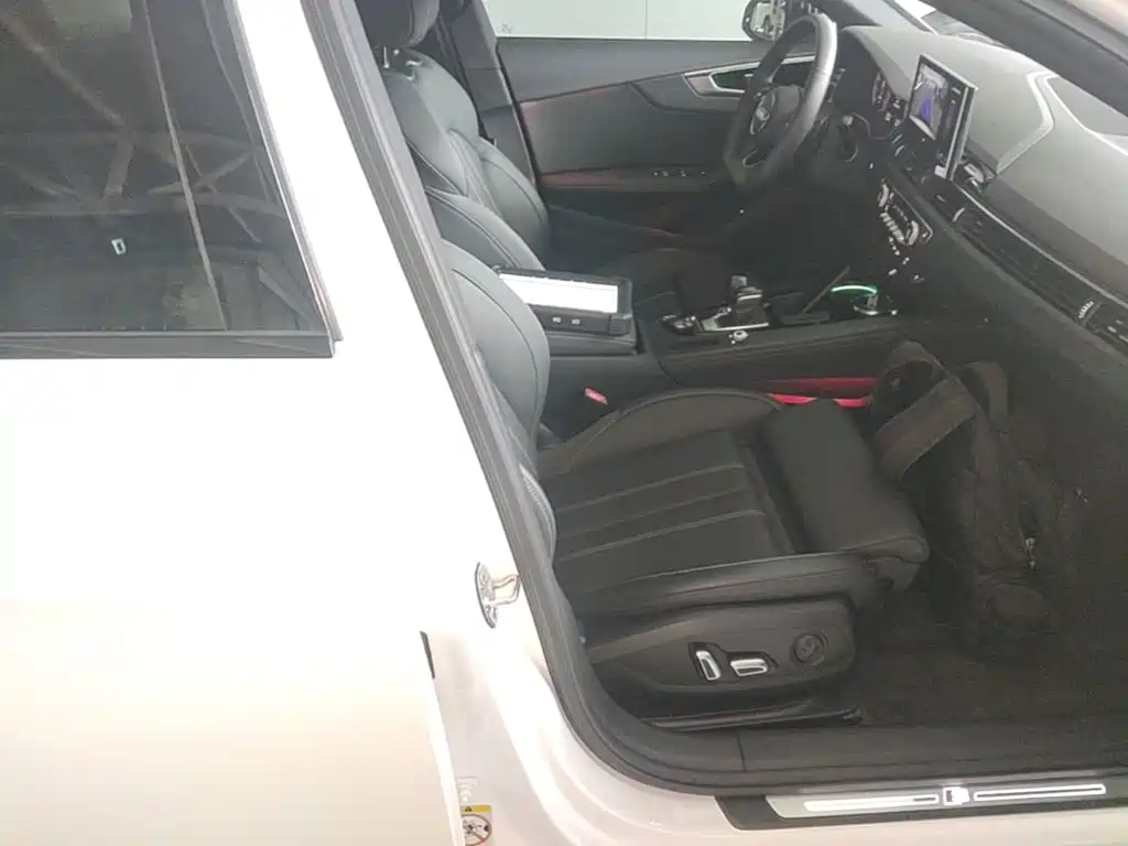 Audi A4L — миниатюра 25
