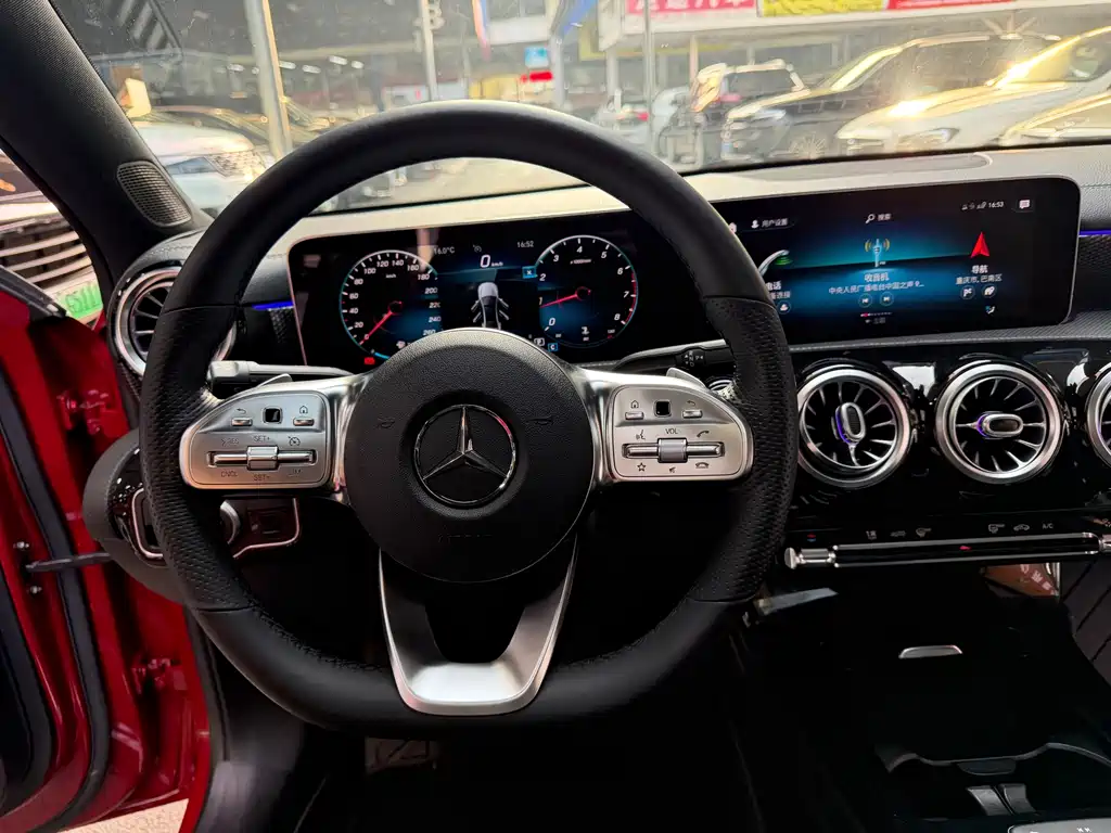 MERCEDES-BENZ A CLASS