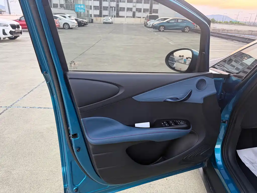BYD Dolphin — миниатюра 15