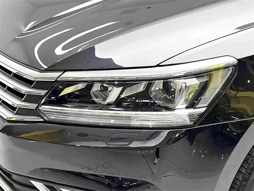 Volkswagen Passat — миниатюра 4