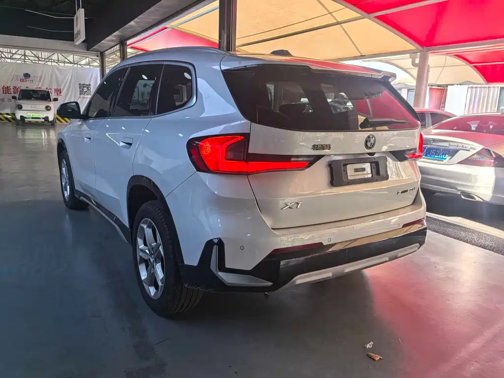 BMW X1 — миниатюра 9