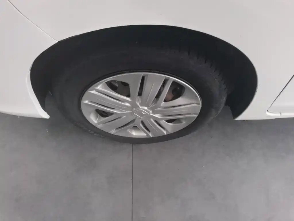 Honda Fit — миниатюра 23