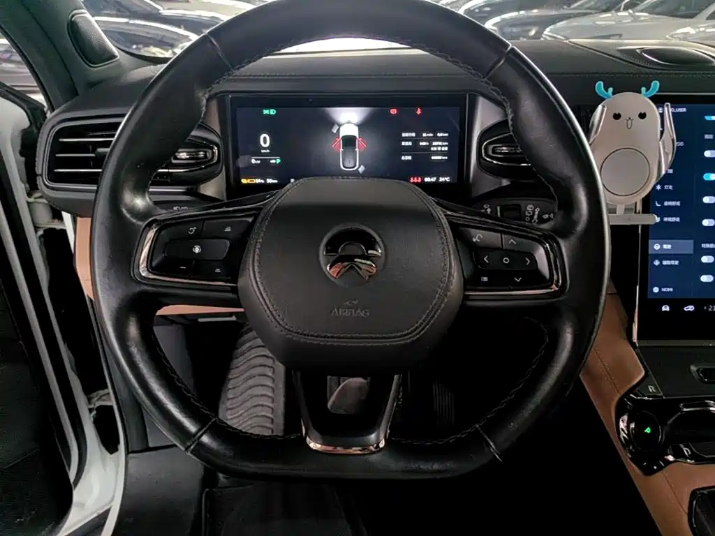 NIO ES6 — миниатюра 7
