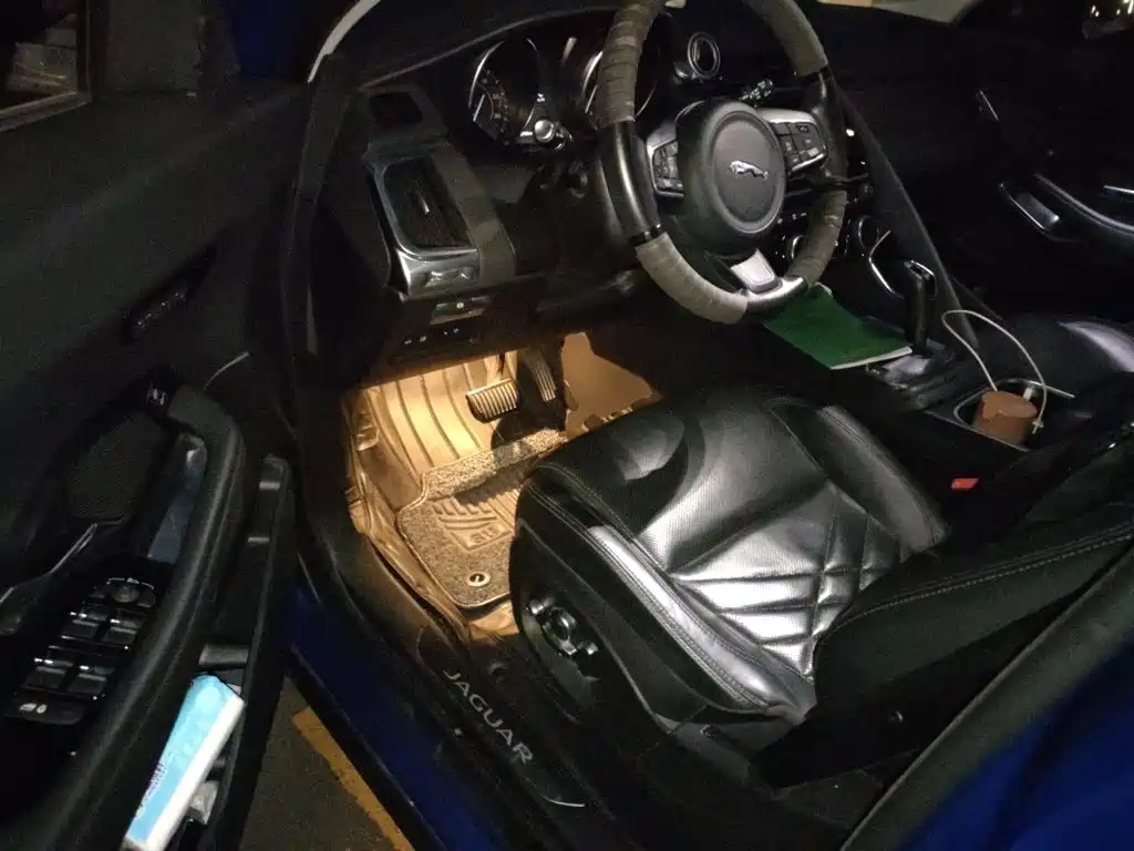 Jaguar E-PACE — миниатюра 17
