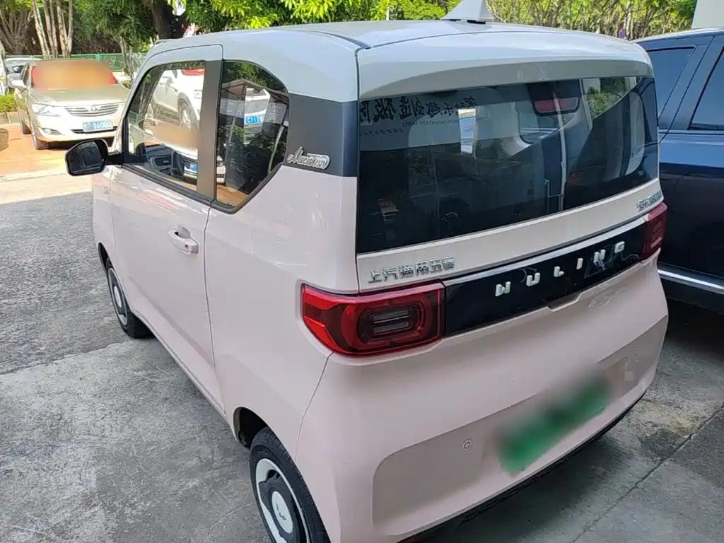 Wuling MINIEV — миниатюра 5