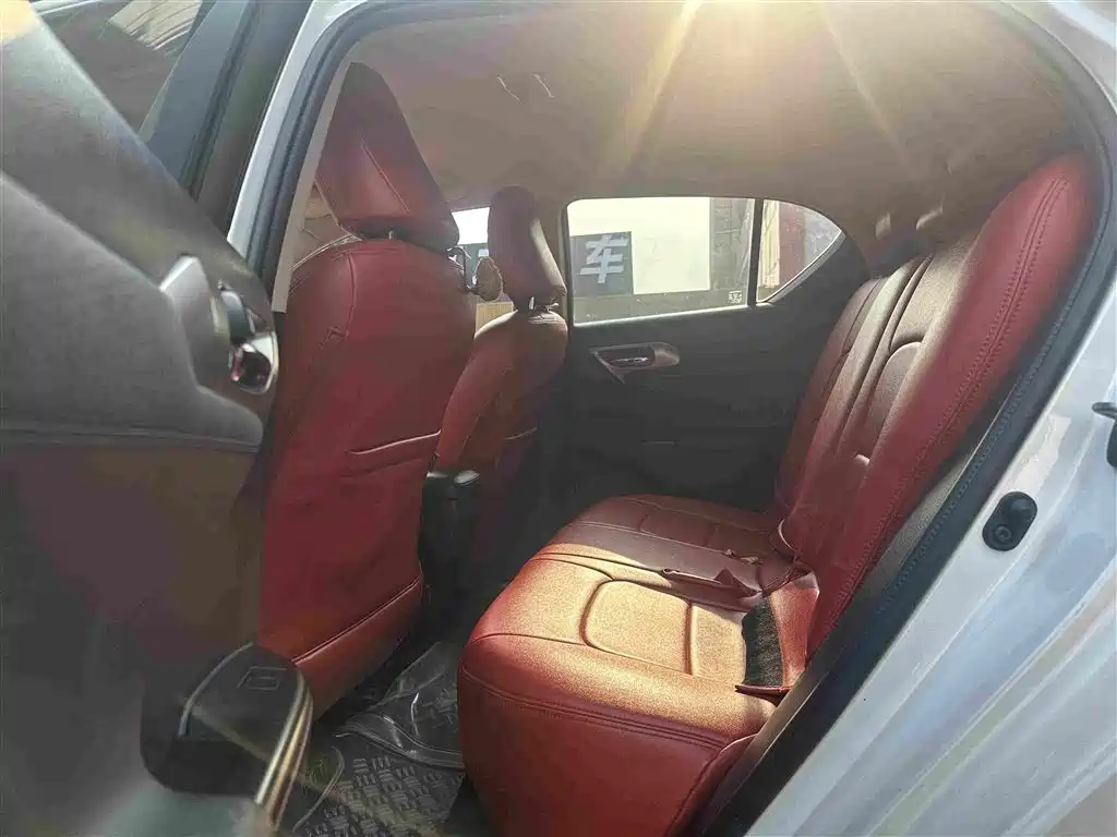 Lexus CT — миниатюра 10