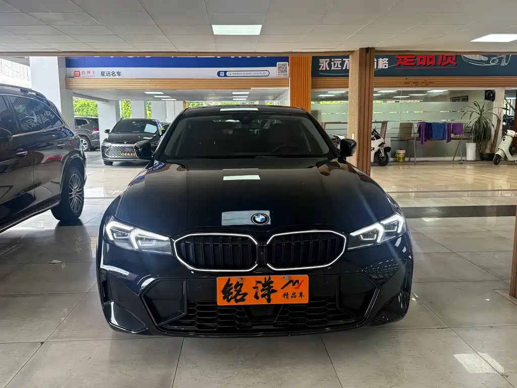 BMW 3 Series 3 2025 330Li M Sport