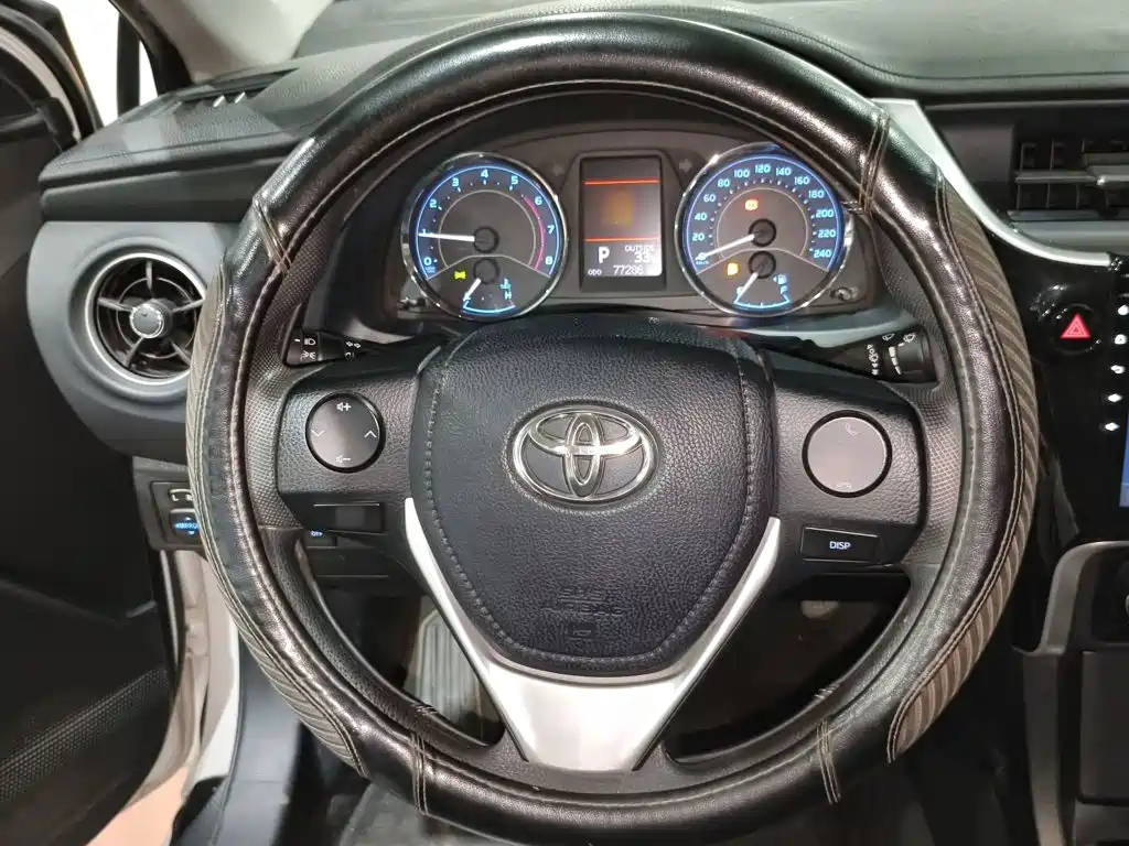 Toyota Corolla — миниатюра 11