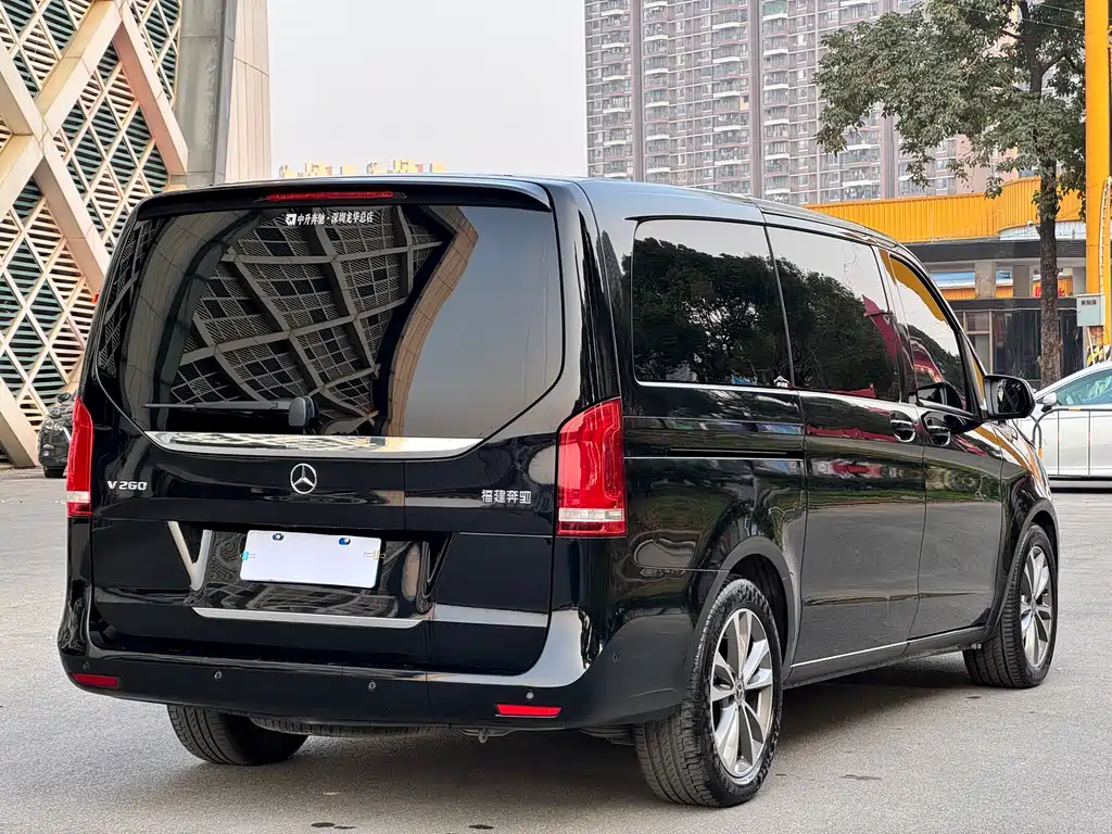 MERCEDES-BENZ V CLASS