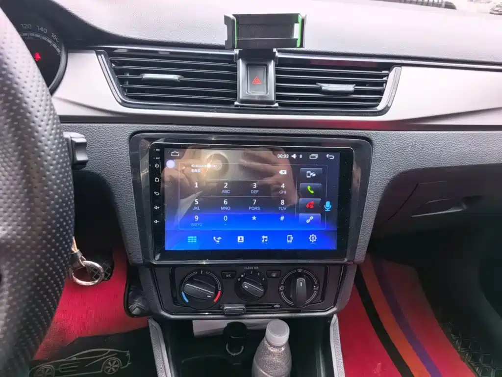 Skoda Rapid — миниатюра 13