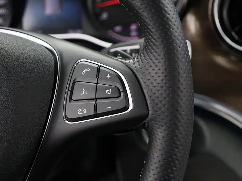 Mercedes-Benz V-Class — миниатюра 19