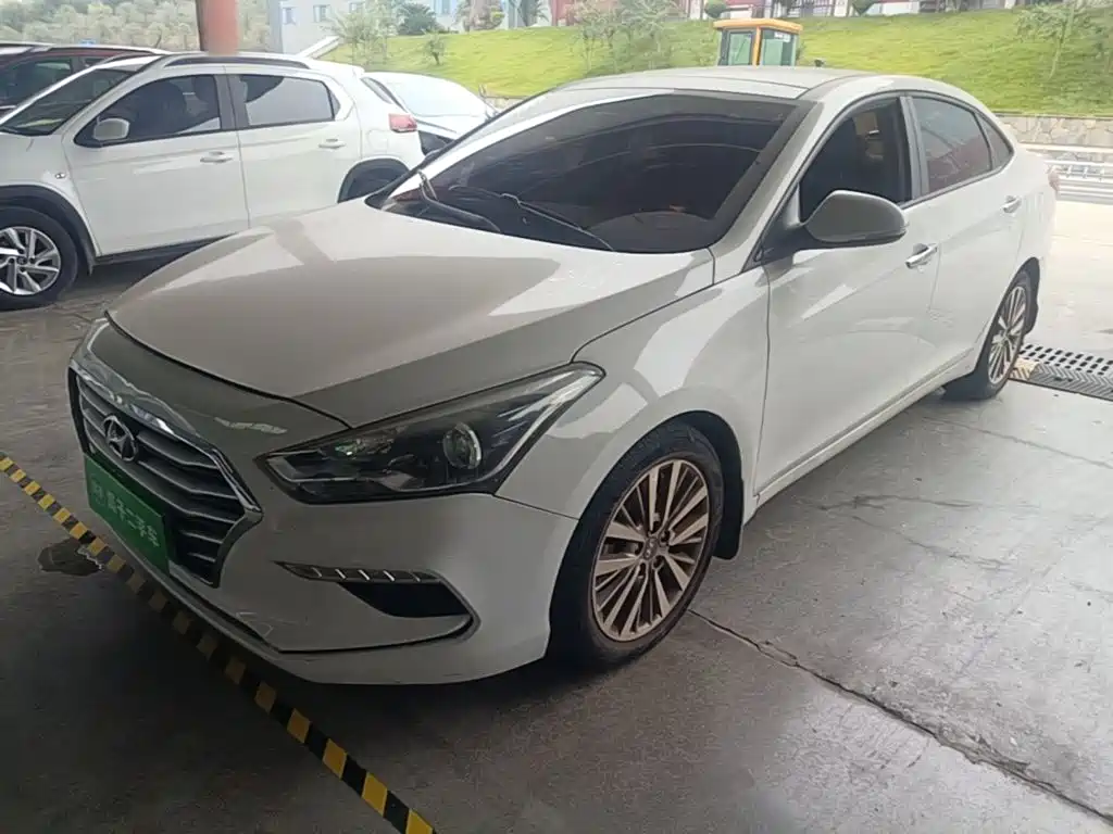 Hyundai Mistra — миниатюра 2