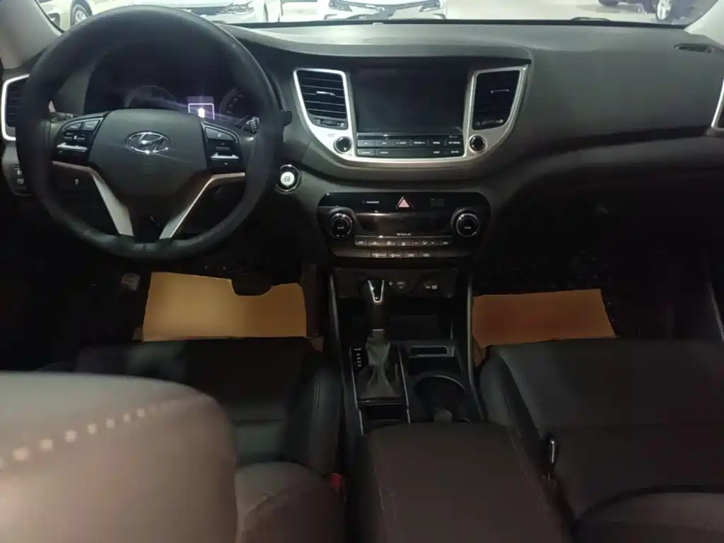 Hyundai Tucson — миниатюра 10