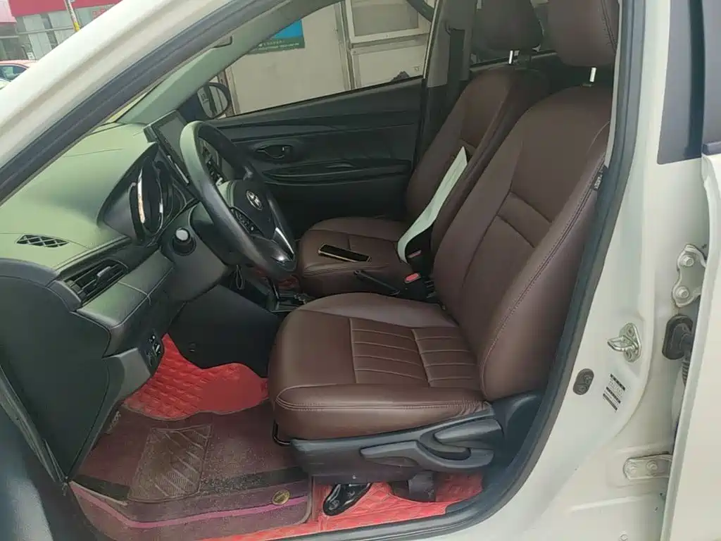 Toyota Vios FS — миниатюра 15