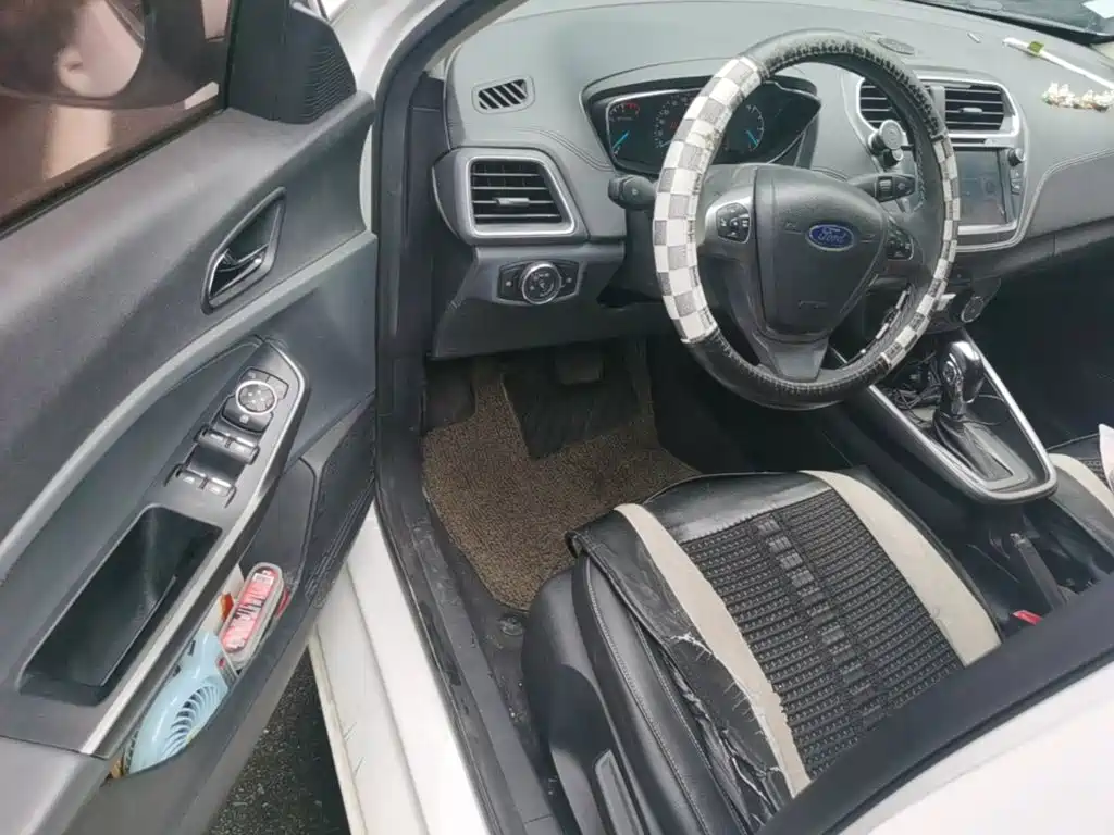 Ford Escort — миниатюра 21