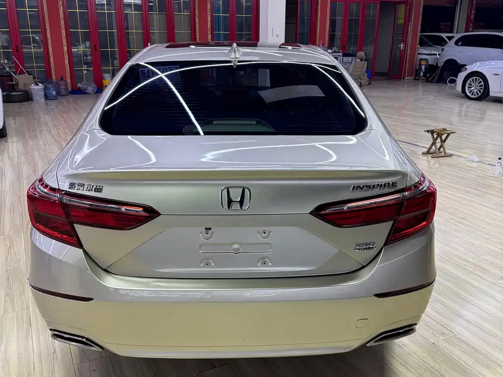 Honda Inspire — миниатюра 7