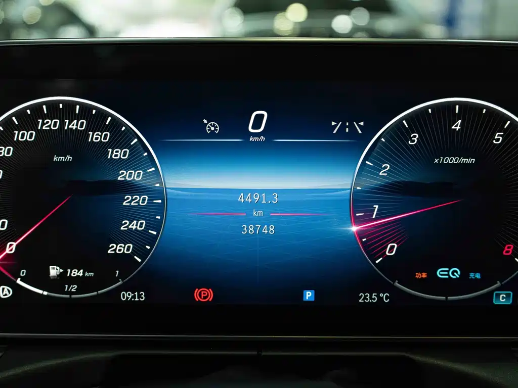 Mercedes-Benz C-Class — миниатюра 13