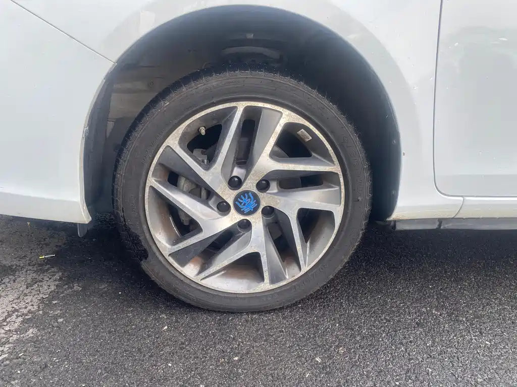 BYD Qin NEV — миниатюра 8