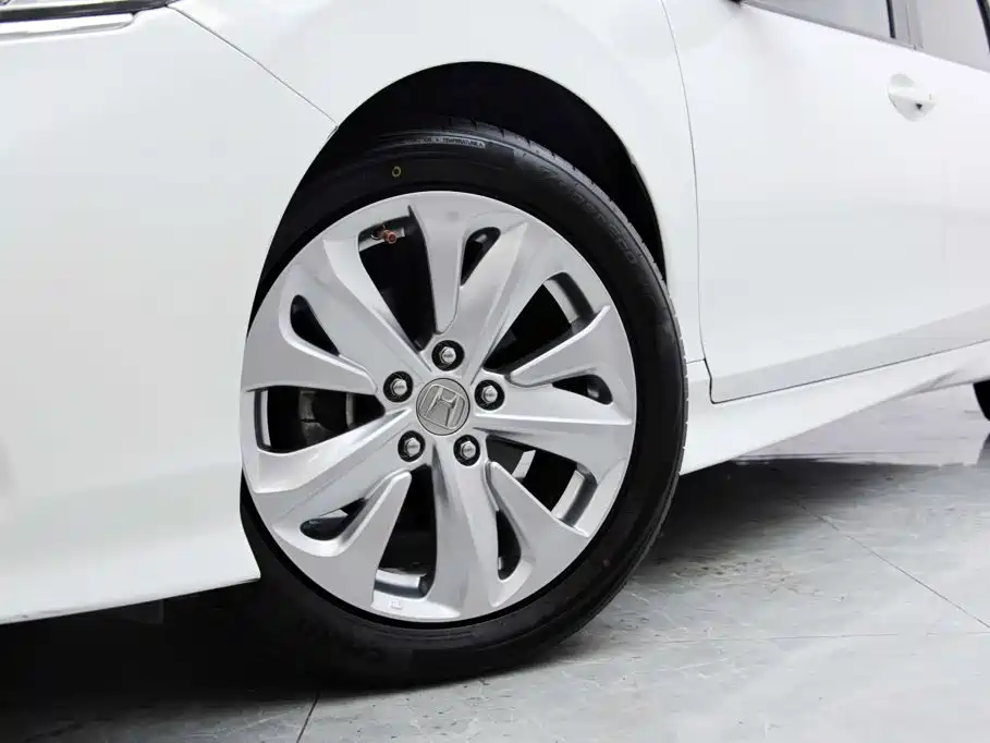Honda Jade — миниатюра 4