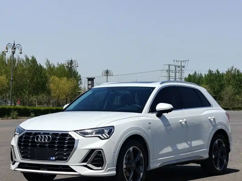 Audi Q3 2022