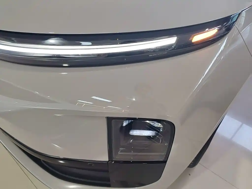 Li Auto Li L6 — миниатюра 24