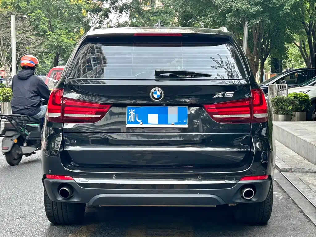 BMW X5 (Import) — миниатюра 4