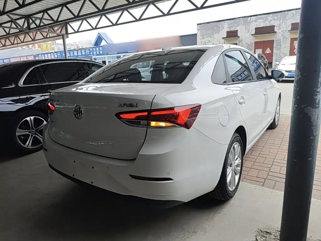 Buick Excelle — миниатюра 7